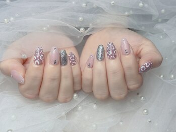 ブリー(Brille)/お正月ネイル