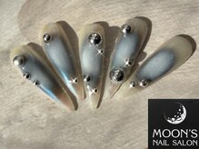 ムーンズ(Moon's)/