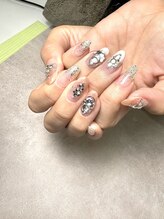 ラキネイル(LAKI Nail)/ストーンアートネイル