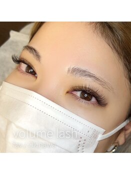 アイラッシュ ファボ(EYELASH FAV)/ボリューム《カラー変更無料》