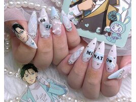痛ネイル 生誕ネイル イニシャル