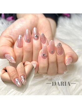 ダリア(Daria)/人気！ハートネイル♪