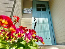 ルソワン(Le.soin)の雰囲気(かわいいおl花が目印です♪)