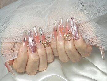 ネイルアトリエ コン(nail atelier kon.)/ゴテゴテネイル