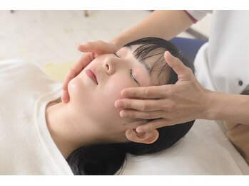 心身整体 ゆにばーす。の写真/歪んだ骨格が老け顔・肩こり・頭痛の正体。革命的な美容整体で見た目も内側も美しく！那覇古島駅近く