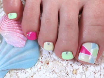 ネイルサロン 爪吉/いつ出してもOK♪な足元に♪