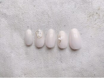 ネイルサロン クリスタルリーフ(Nailsalon Crystal Leaf)の写真/【ヌーディースキンワンカラー¥4580】シンプルこそ技術が重要◎細部まで丁寧に施術することで綺麗な指先に!