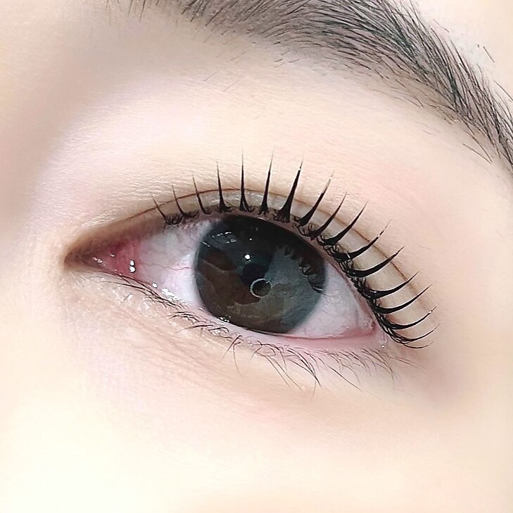 【再来】根元から上げる☆[パリジェンヌラッシュリフト]　￥5,300