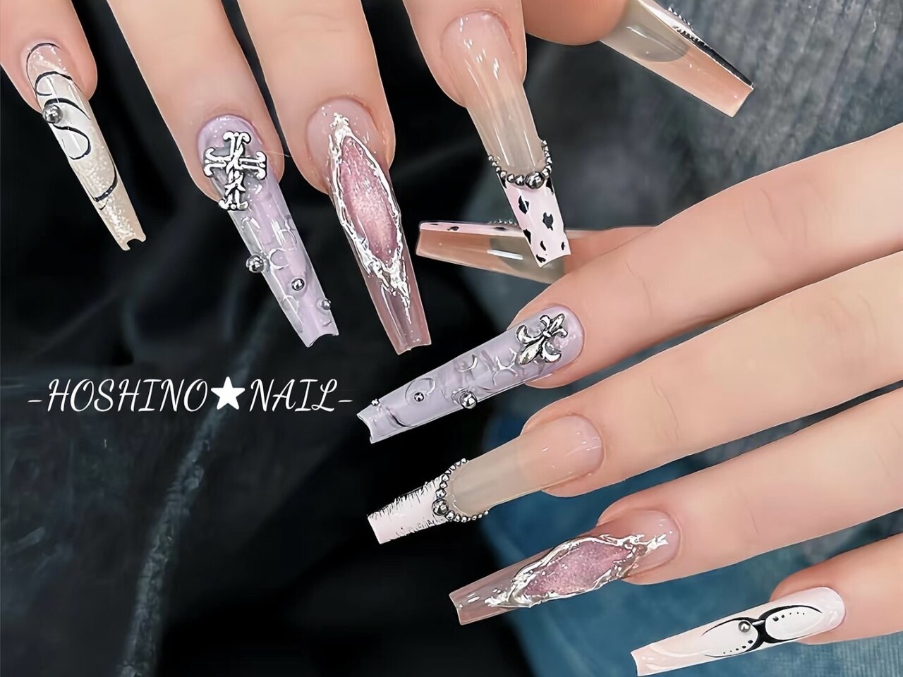 2025年-2026年冬トレンド】ホワイト スーパーロングのネイルデザイン集