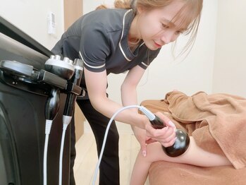 美容整体院元 光の森店の写真/《ダイエット》2000人以上体験!【背中ハミ肉・二の腕撃退】痩せ相談+キャビテーション+引締め機+体組成