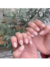 キッシュネイルズ(quiche nails)/ほんのりアイボリー