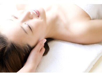 エステサロン リール/フェイシャルエステ