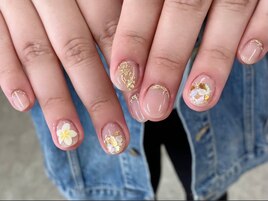 -- Hawaiian jewelry --