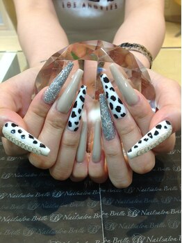 エスフィーネイルサロン ブリーユ(Esfy nailsalon Brille)/ダルメシアンネイル