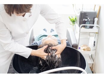 AZ美 整体院/ヘッドスパで頭皮ケア