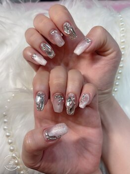 ジェイエフ(JF)/