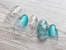 ヴィヴィアン ネイル(Vivian nail)/フラワー　ラメグラ