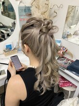 エムアイ 六本木(Mi)/ハーフポニー