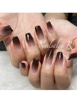 アール 喜多見 成城学園前(R)/カラーグラデーション