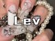 レヴ(Lev)の写真