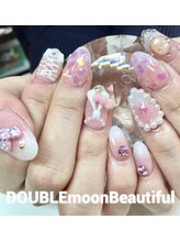 ダブルムーンビューティフル(DOUBLEmoonBeautiful)/スカルプチュアネイルです♪