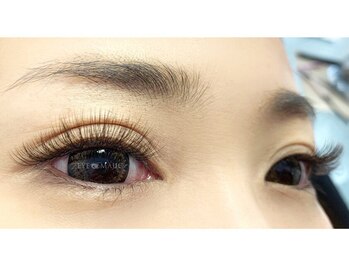 育毛まつげエクステ アイマジック 池袋店(EYE MAJIC)/ダ-クブラウンボリュ-ムラッシュ