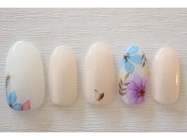 水彩フラワーネイル