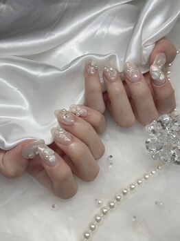 ビビ(ViVi)/ホワイトシェルネイル