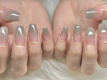 キャッツアイ東京 新宿店(Cat's eye TOKYO)の写真/【シンプルだけど、印象的に】モード系から大人可愛いまで、さりげなくトレンドを取り入れて上品華やかに♪