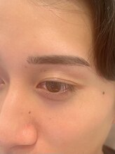 ユニルーム(uni room)/アイブロウ