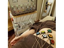 はり灸心音の雰囲気（【自分だけのオーダーメイド施術】じんわりあたたまる電子温灸器）