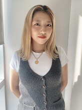 ザ コースト バイ ネオリーブ(The coast by neolive) Akari ネイリスト