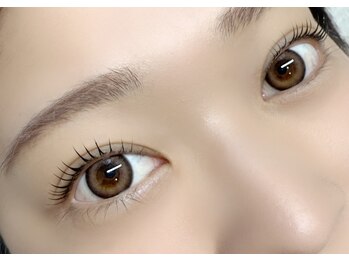 ラウレア(LAULEA)/ラッシュリフト