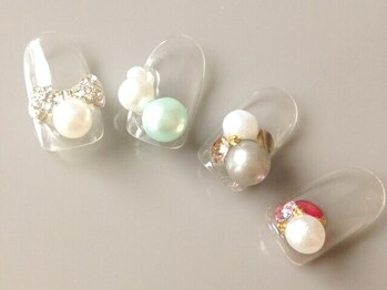 ネイルサロン ロウダ(Nail Salon LUODA)の写真/大人女性の“キレイ”と“心地よさ”を指先に。日常にそっと彩りを添える大人女性の心をつかむ上質ネイル♪