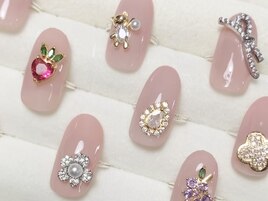 選べる☆指先ビジューネイル