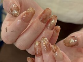 透明感キャメルブラウンネイル