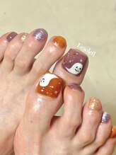 ル ソレイユ(Le soleil)/ハロウィンフットネイルbyあやか