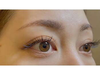 プリンセスアッシュ 阪急三番街店(Princess Ash)/フラットラッシュ