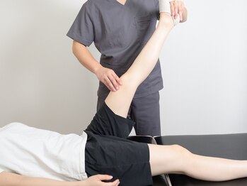 アクティブフィジオ 武蔵小杉の写真/関節×筋膜×神経のトータル施術も◎理学療法士ならではの技術で日常が変わる！
