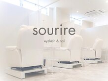 ネイルアンドアイラッシュ スリール(Sourire)