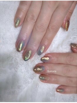 いろんな色に光るオーロラ☆