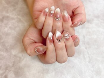ネルフィーズ(NAILFY's)の写真/【育爪＆美爪を叶えたい方必見！】新天地でのネイルはネルフィーズにお任せ☆パラジェル利用でモチも抜群◎