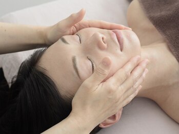 マーヤ(Ma-ya)の写真/ニキビにお悩みの方◎ガリレオピーリングで肌免疫力をあげてニキビケア！トラブルの出にくい肌へ導きます♪