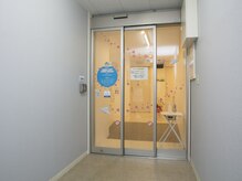 オーキッド/店舗入り口