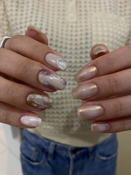 コンフィ(comfy)/チーク&ニュアンス