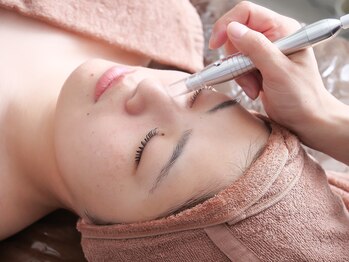 ウィハナ(wehana)/毛穴洗浄で古い角質を除去