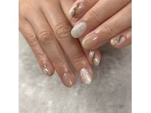 ルート12の雰囲気（素肌になじむ、自然体の指先美を叶えます）