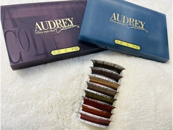 ミー(me)/カラーも豊富にあります！