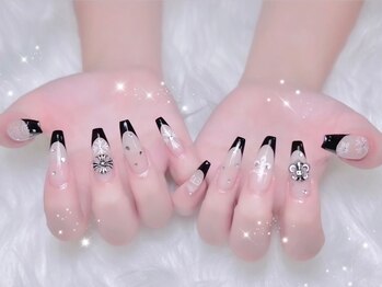 ベルグローアルファネイル(BELLE GROW ALPHA NAIL)/黒フレンチネイル