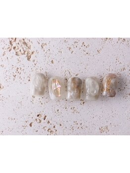 ショートネイルデザインが豊富